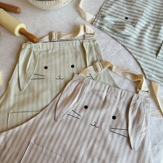 Aprons | Maggie + Dix